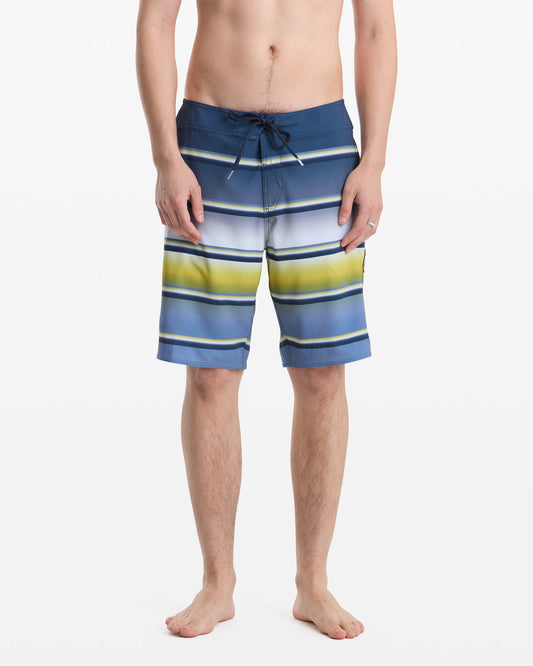 Volcom Men's Quarta Dissolve Mod 20