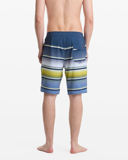 Volcom Men's Quarta Dissolve Mod 20
